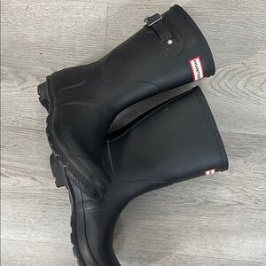 Hunter Women's Classic Black Rain Boots